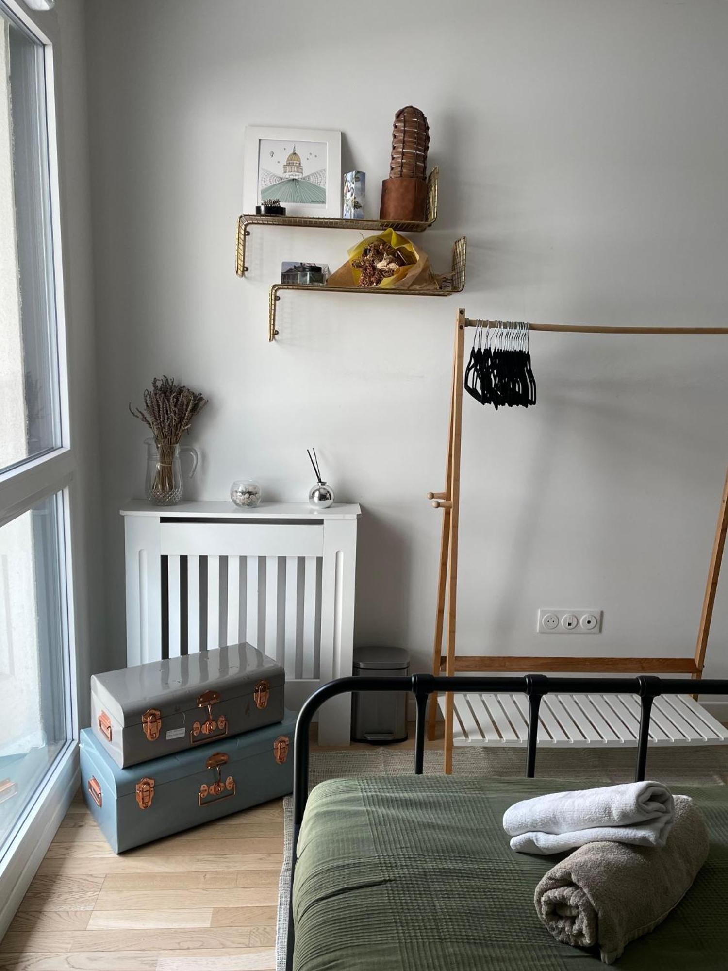 Spacious Flat With Terrasse And Parking Near Metro Bagnolet Exterior foto
